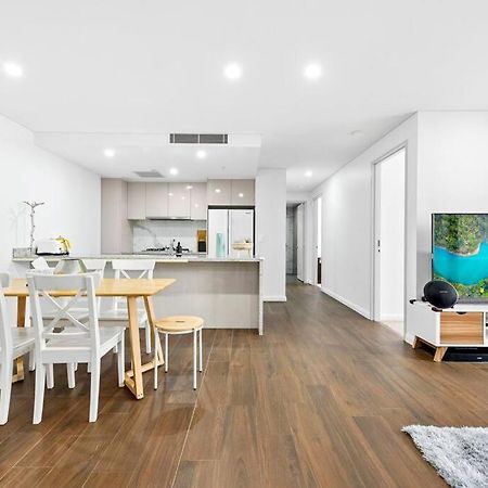 Four Bedroom Apartment With Facilities In Olympic Park Σίδνεϊ Εξωτερικό φωτογραφία