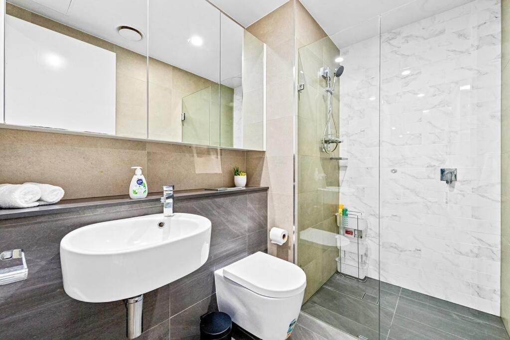 Four Bedroom Apartment With Facilities In Olympic Park Σίδνεϊ Εξωτερικό φωτογραφία