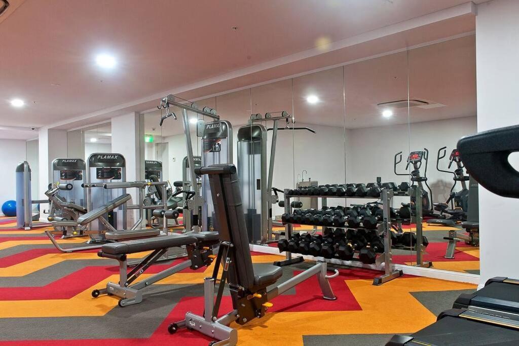 Four Bedroom Apartment With Facilities In Olympic Park Σίδνεϊ Εξωτερικό φωτογραφία